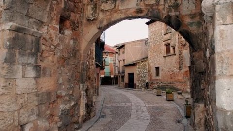Calle de la vieja ciudad de Ayllón